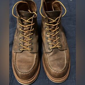 Red Wing Heritage 8883 Classic Moc ‘Concrete’ Rough and Tough Leather - Size 9.5